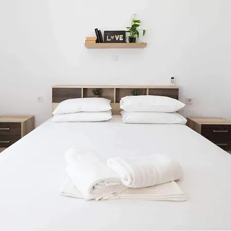 Apartman Giorgos' House